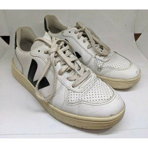 Veja V-10 Sneaker White/ Black Leather Women Size 9 $155